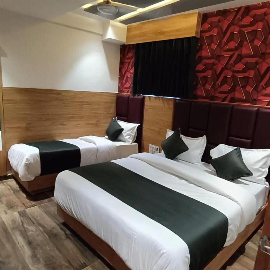 Hotel Paramount Villa Gandhinagar Exterior photo